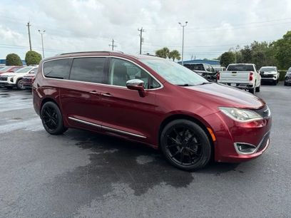 Used 2017 Chrysler Pacifica Limited