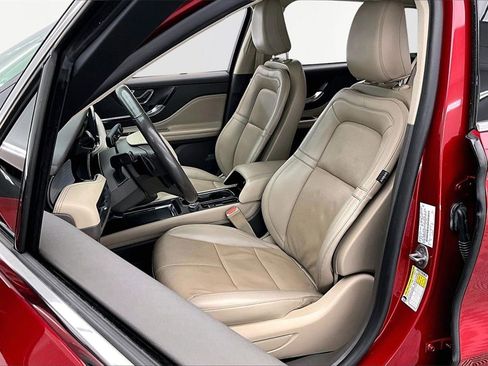 Used 2022 Lincoln Corsair FWD w/ Premium Package image 25