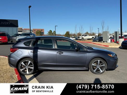 Used 2017 Subaru Impreza 2.0i Sport image 9