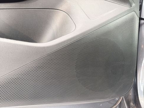 Used 2025 Volkswagen Tiguan S FWD image 21