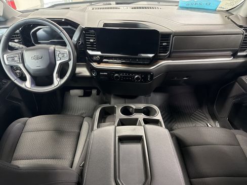 Used 2024 Chevrolet Silverado 1500 RST AWD/4WD image 10