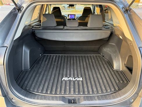 Used 2023 Toyota RAV4 LE image 16