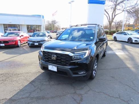 Certified 2023 Honda Passport EX-L image 1