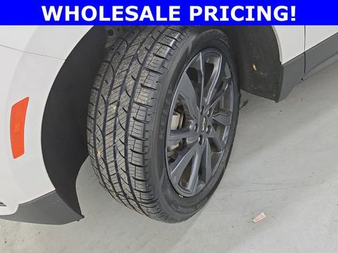 Used 2022 Chevrolet Equinox RS w/ RS Leather Package image 31