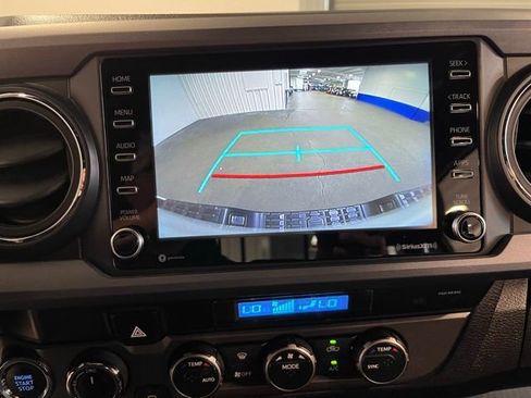 Used 2022 Toyota Tacoma TRD Sport w/ Black Out Package (TMS) image 28