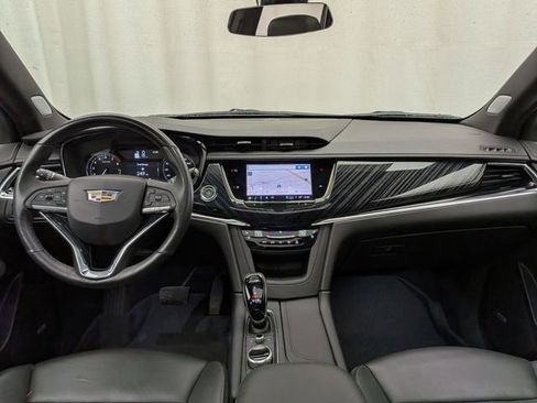 Used 2024 Cadillac XT6 Premium Luxury w/ LPO, Floor Liner Package AWD/4WD image 24