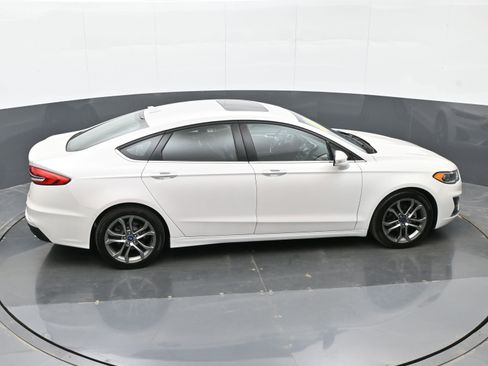 Used 2020 Ford Fusion SEL image 36