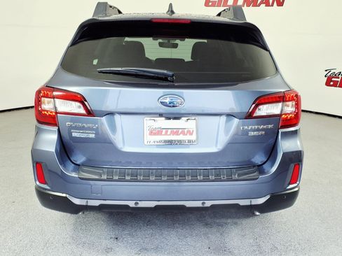 Used 2017 Subaru Outback 3.6R Limited image 7