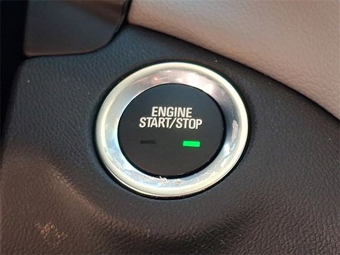 Used 2024 Chevrolet Equinox LS w/ Midnight Edition image 22