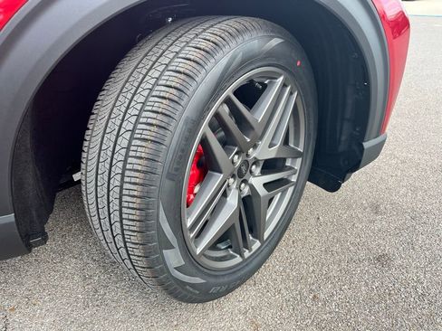 New 2026 Ford Explorer ST w/ Sun And Sound Package image 6