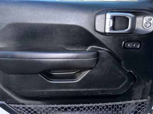 Used 2019 Jeep Wrangler Unlimited Sport S image 20