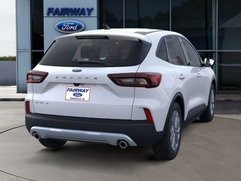 Used 2025 Ford Escape Active FWD image 9