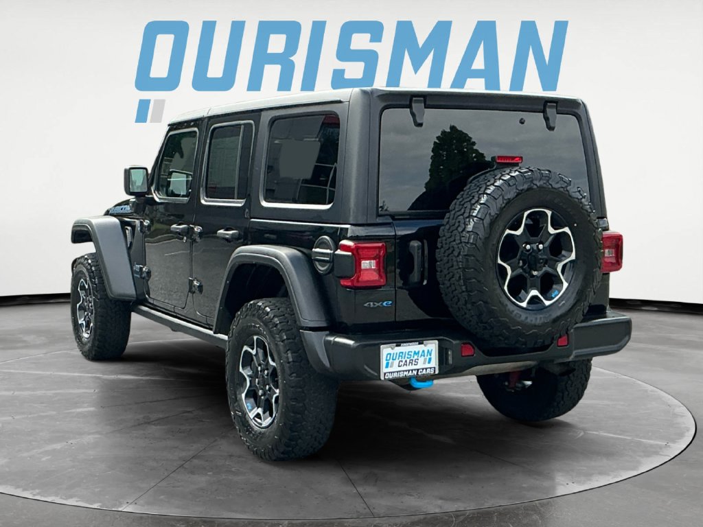 Used 2023 Jeep Wrangler Unlimited Rubicon 4xe w/ Cold Weather Group AWD/4WD image 5