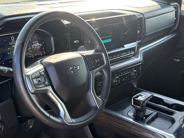 Used 2025 Chevrolet Silverado 1500 RST w/ Texas Edition Plus AWD/4WD image 17