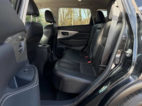 Used 2016 Nissan Murano S image 14