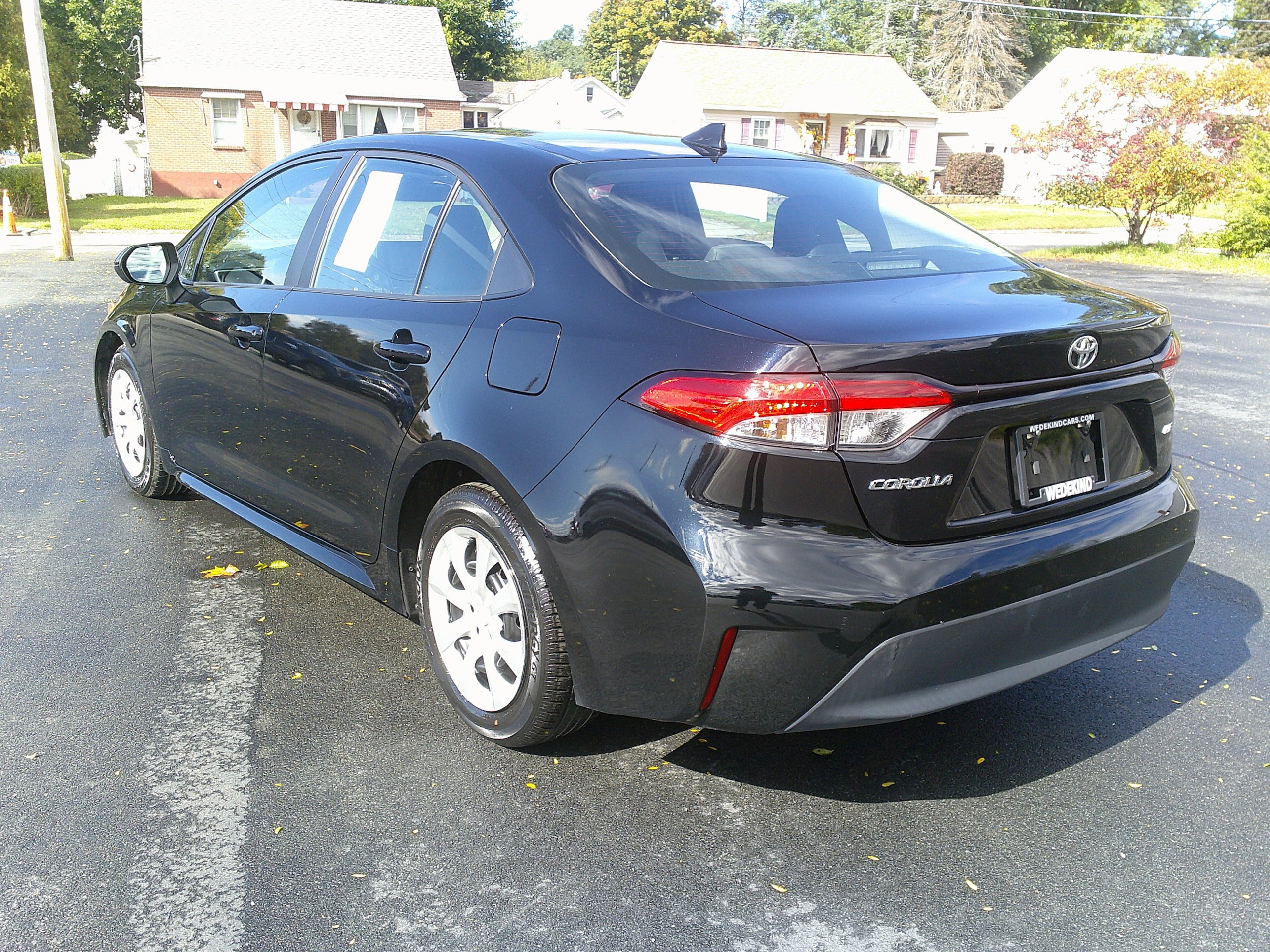 Used 2024 Toyota Corolla LE FWD image 10