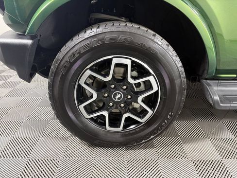 Certified 2025 Ford Bronco Outer Banks AWD/4WD image 11