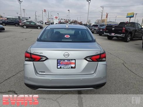 Used 2023 Nissan Versa SV image 24