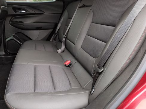 Used 2023 Chevrolet TrailBlazer RS w/ Convenience Package image 28