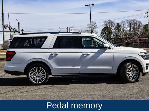 Used 2024 Ford Expedition Max Limited image 9