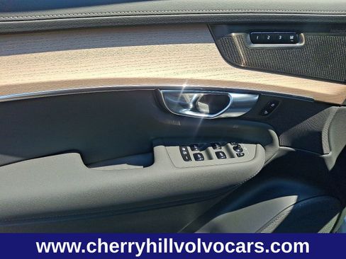 New 2026 Volvo XC90 B6 Plus w/ Protection Package Premier image 12