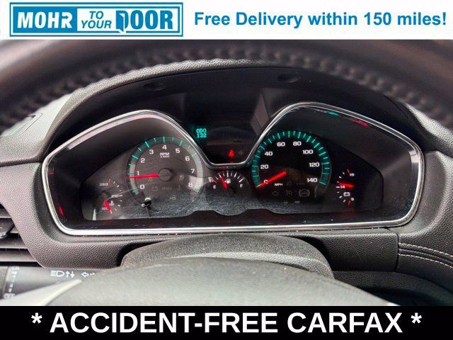 Used 2017 Chevrolet Traverse LT w/ Style and Technology Package FWD image 17