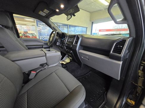 Used 2015 Ford F150 XLT w/ XTR Package image 23