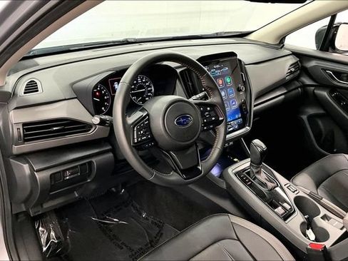 Used 2025 Subaru Crosstrek 2.5i Limited AWD/4WD image 17