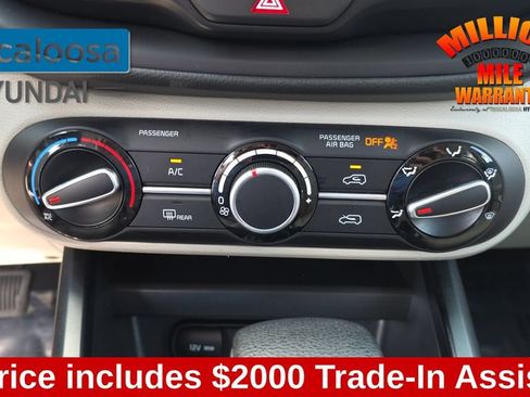 Used 2023 Kia Soul LX w/ Option Group 015 FWD image 21