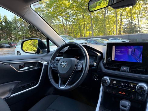 Used 2025 Toyota RAV4 XLE w/ Weather Package FWD image 34