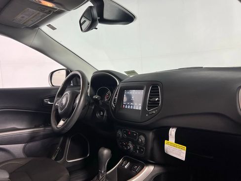 Used 2020 Jeep Compass Sport w/ Safety & Security Group image 31