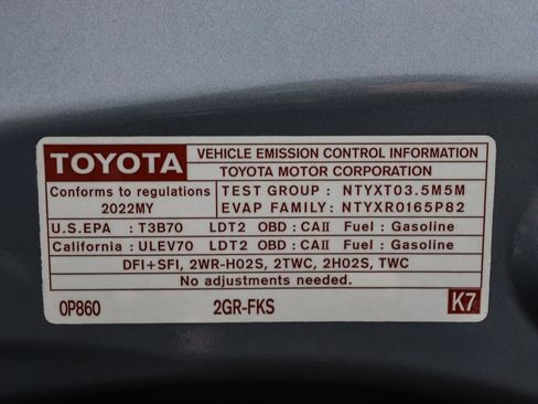 Used 2022 Toyota Highlander Platinum FWD image 30