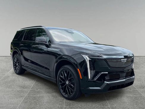 New 2026 Cadillac Escalade IQL Sport 2 w/ LPO, ONYX Package AWD/4WD image 7