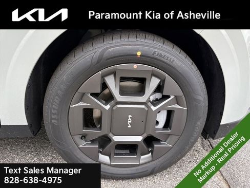 New 2026 Kia Carnival EX image 30