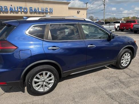 Used 2019 Nissan Rogue SV AWD/4WD image 6