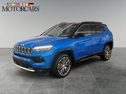 Used 2023 Jeep Compass Limited w/ Elite Group AWD/4WD image 7