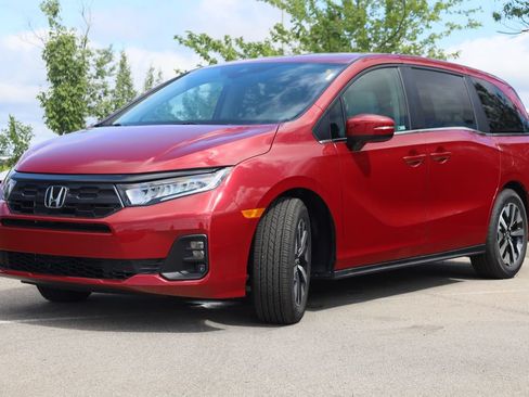 New 2026 Honda Odyssey EX-L image 3