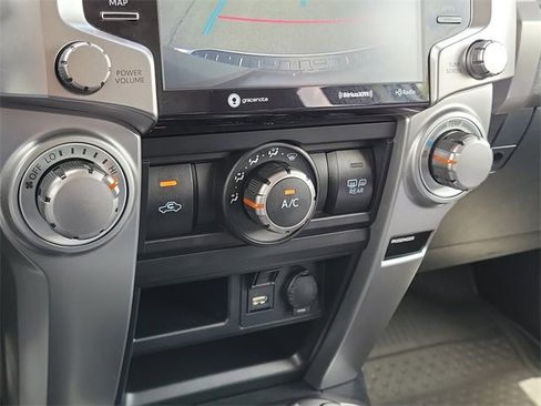 Used 2020 Toyota 4Runner SR5 image 23