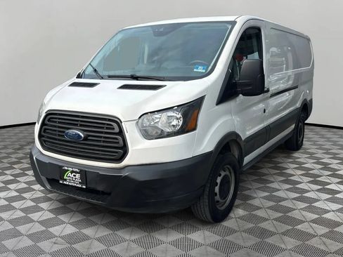 Used 2016 Ford Transit 250 130 Low Roof RWD image 2