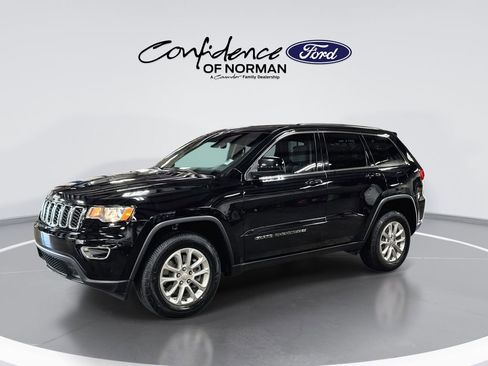 Used 2022 Jeep Grand Cherokee Laredo E w/ Security & Convenience Group AWD/4WD image 4