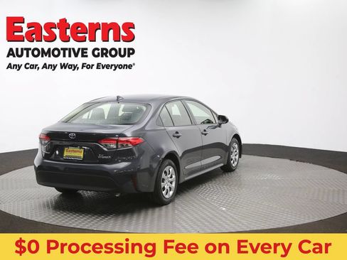 Used 2023 Toyota Corolla LE w/ Carpet Mat Package (TMS) FWD image 39