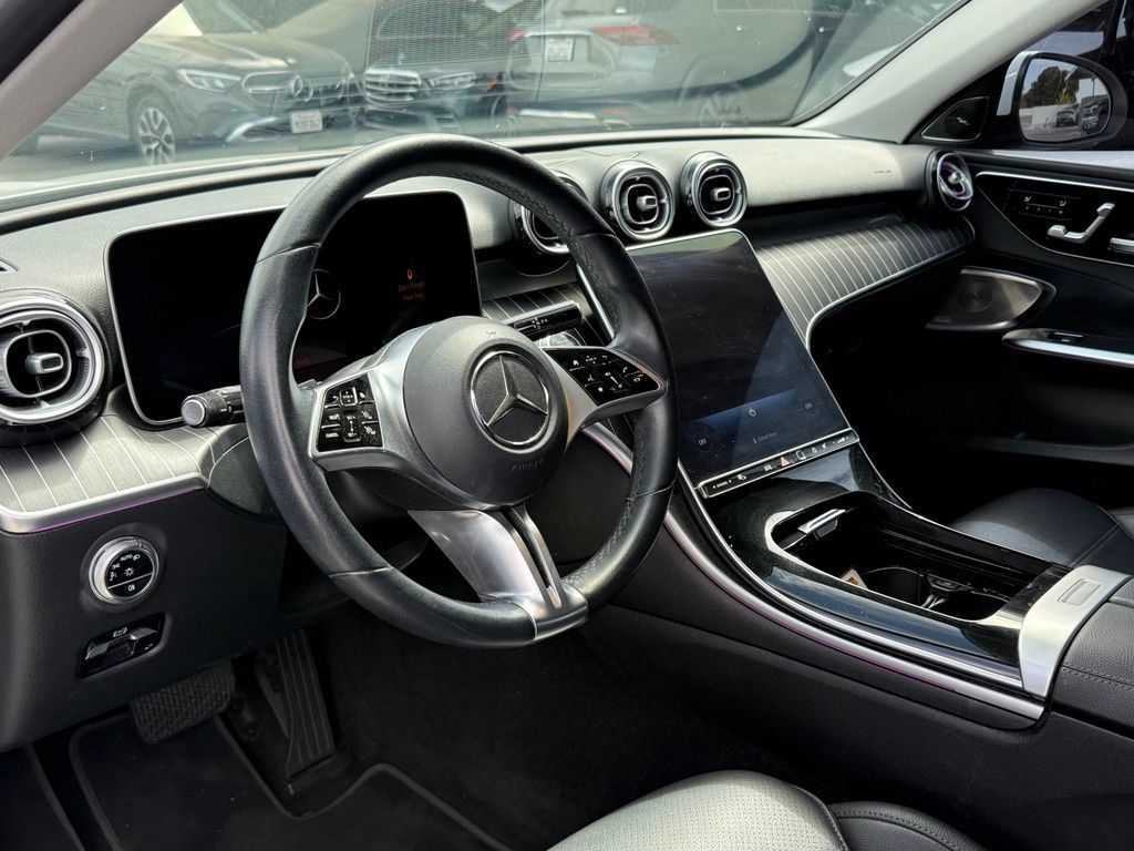 Used 2023 Mercedes-Benz C 300 Sedan image 2