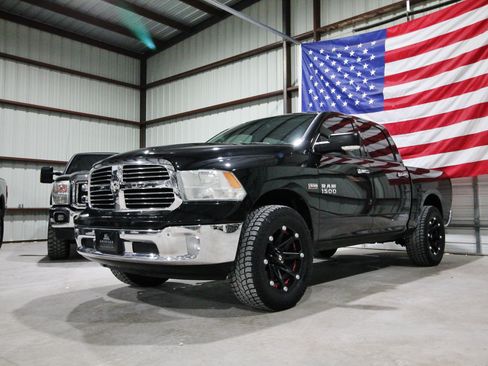 Used 2016 RAM 1500 Big Horn AWD/4WD image 3