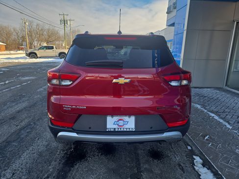 Certified 2021 Chevrolet TrailBlazer LT w/ Convenience Package image 9