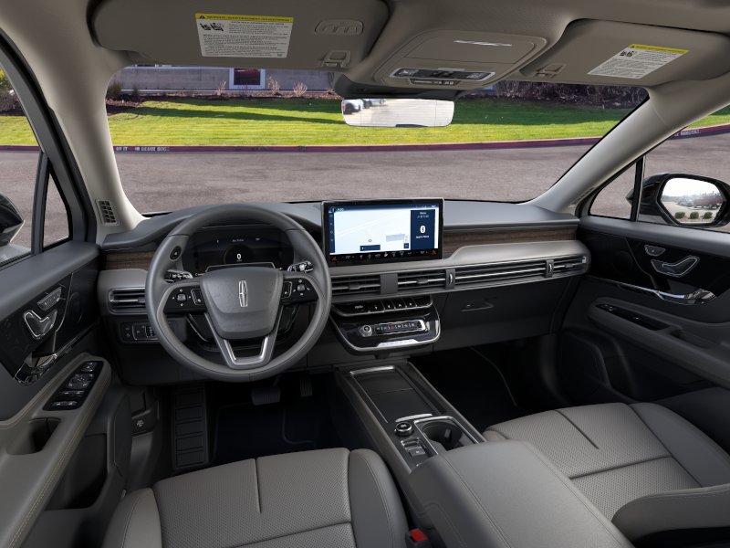 New 2025 Lincoln Corsair Grand Touring w/ Equipment Group 301A AWD/4WD image 9