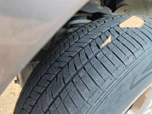 Used 2007 Ford Explorer Sport Trac Limited image 6