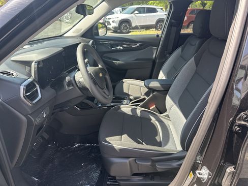 New 2025 Chevrolet TrailBlazer LT image 9