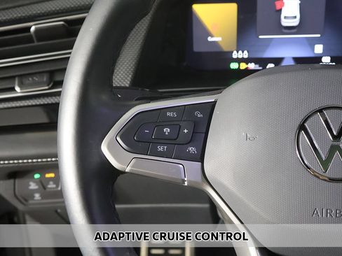 Used 2024 Volkswagen Atlas Cross Sport SEL Premium R-Line AWD/4WD image 5