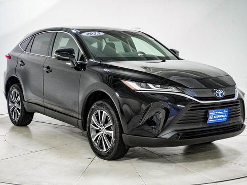 Used 2023 Toyota Venza LE AWD/4WD image 15