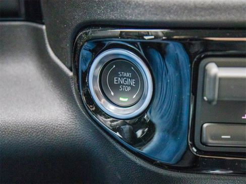 New 2026 GMC Sierra 3500 SLT w/ SLT Premium Package image 30